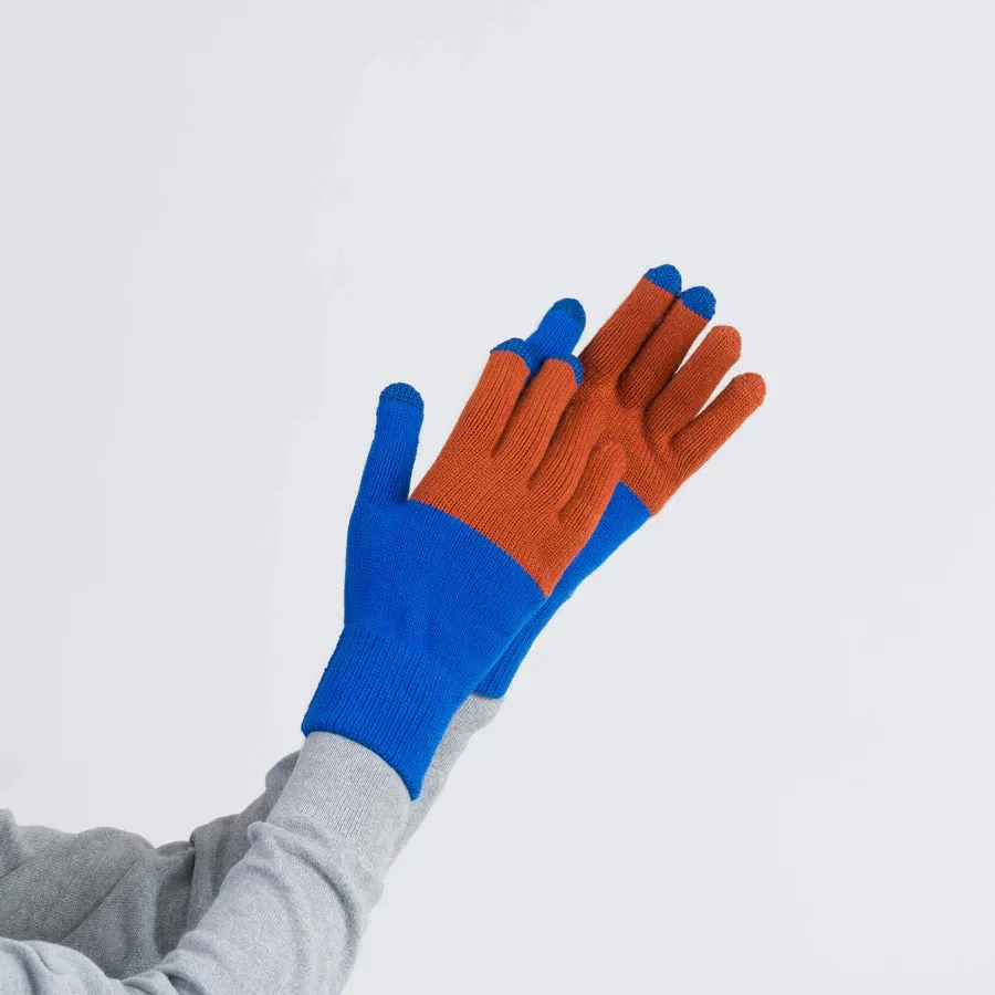 COLORBLOCK KNIT TOUCHSCREEN GLOVES COBALT RUST