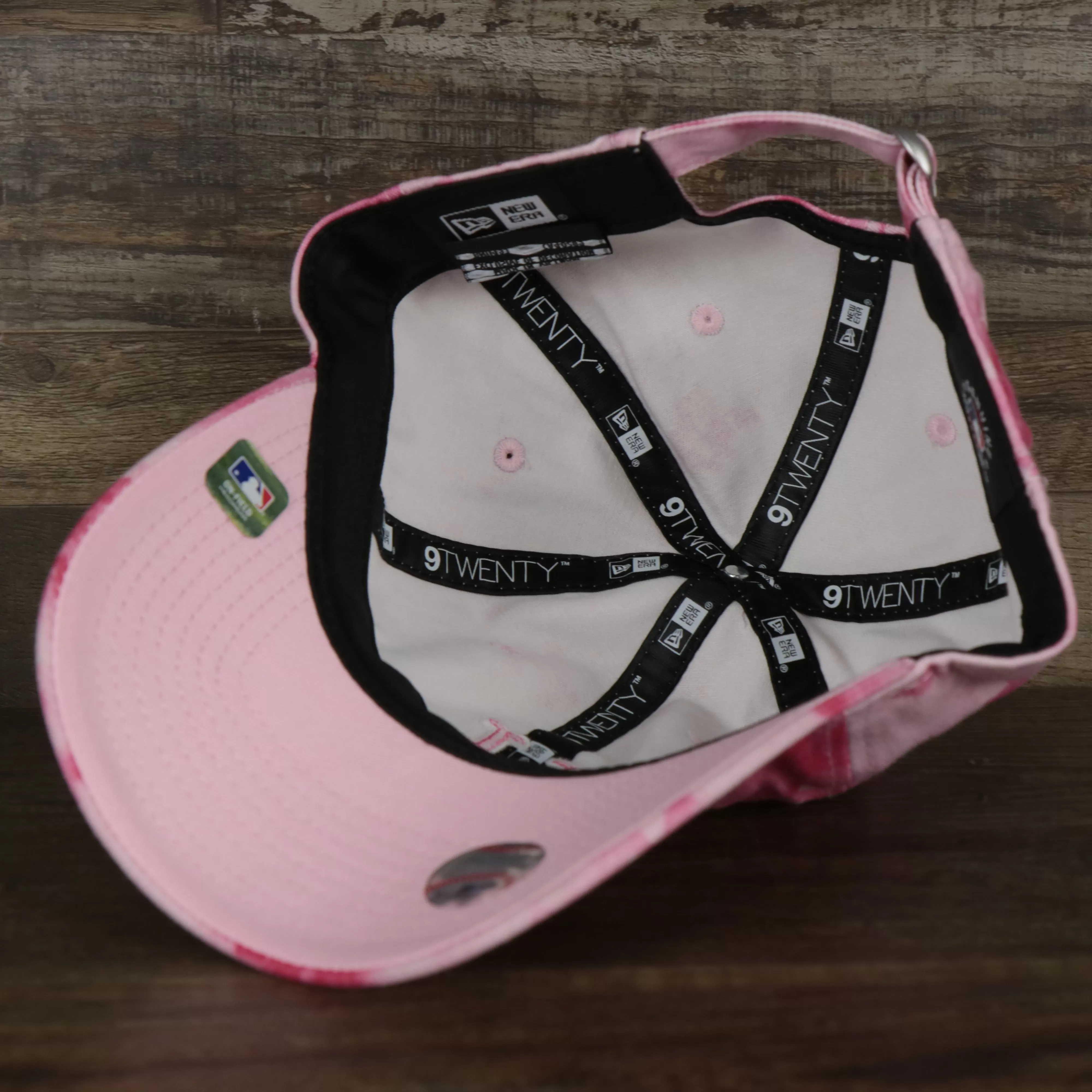 New York Mets 2022 Mother’s Day On-Field 9Twenty Women’s Dad Hat | Pink Tye Dye