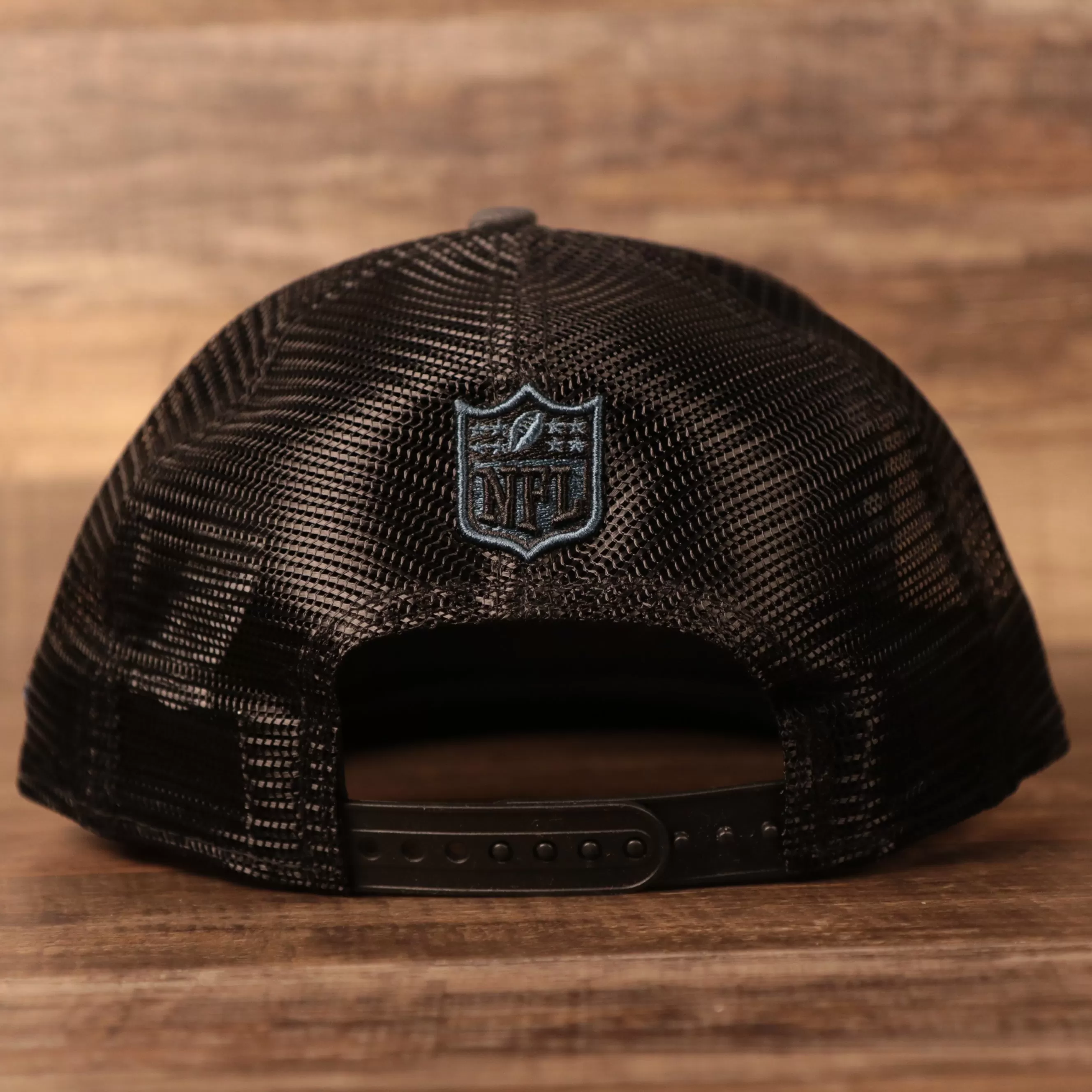 Philadelphia Eagles 2021 NFL Draft Sideline Trucker Hat | Black/Grey Mesh Snapback 9fifty On Field Adjustable Trucker Hat